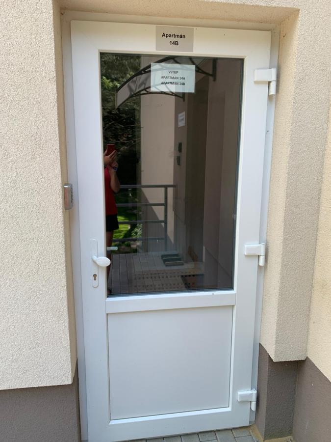 Vsemina Apartman Luzkovice ภายนอก รูปภาพ