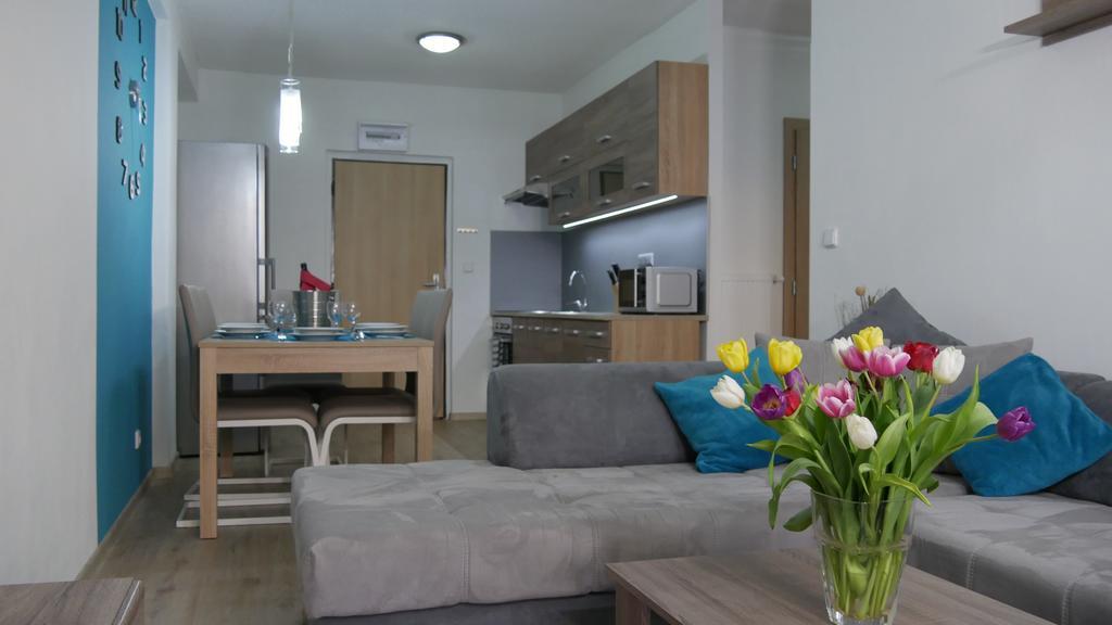 Vsemina Apartman Luzkovice ภายนอก รูปภาพ